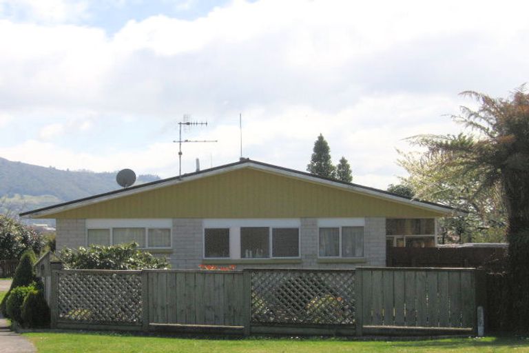 Photo of property in 5a Raniera Place, Springfield, Rotorua, 3015