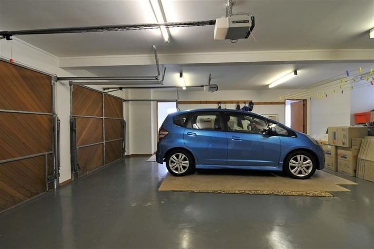 Photo of property in 8 Treasure Grove, Hataitai, Wellington, 6021