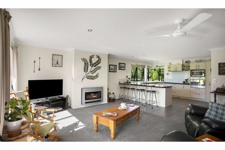 Photo of property in 108 Waitotara Drive, Waipapa, 0230