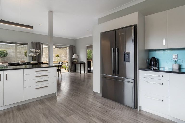 Photo of property in 2 Millbrook Drive, Bethlehem, Tauranga, 3110