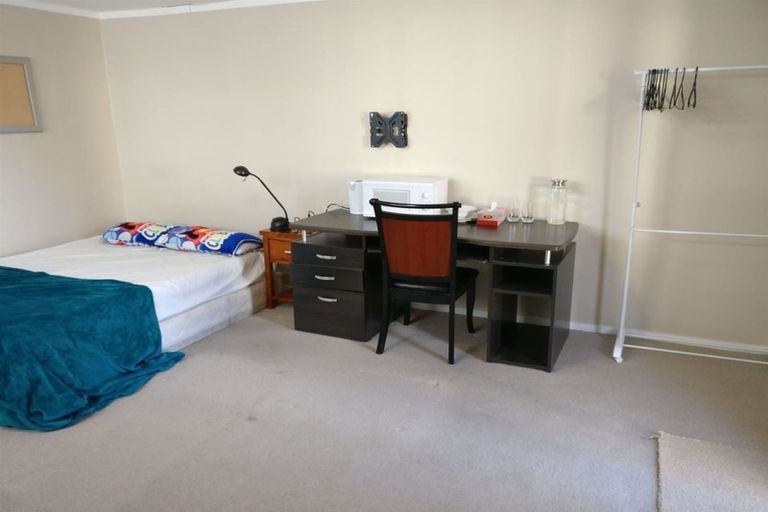 Photo of property in 74 Springs Road, Hornby, Christchurch, 8042