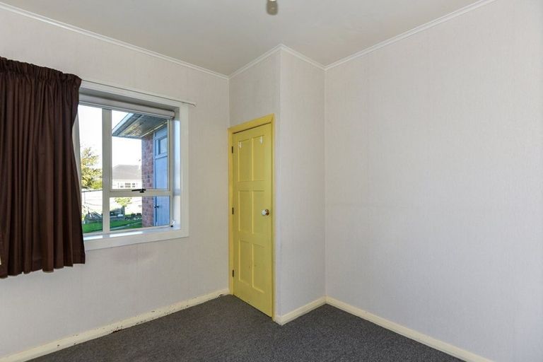 Photo of property in 17 Hopkins Street, Woolston, Christchurch, 8023