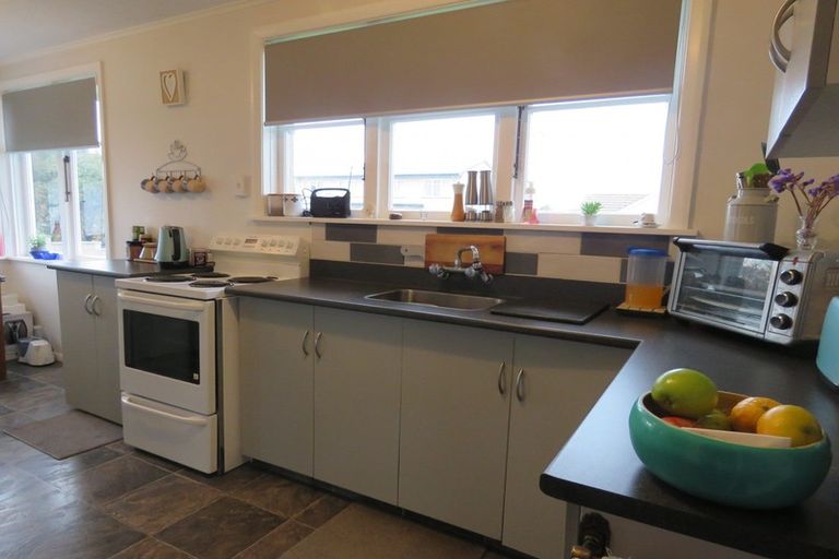 Photo of property in 6 Dacre Street, Oamaru North, Oamaru, 9400