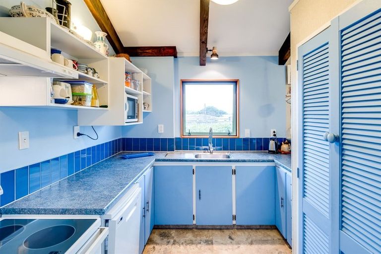 Photo of property in 2/150 Charles Street, Westshore, Napier, 4110