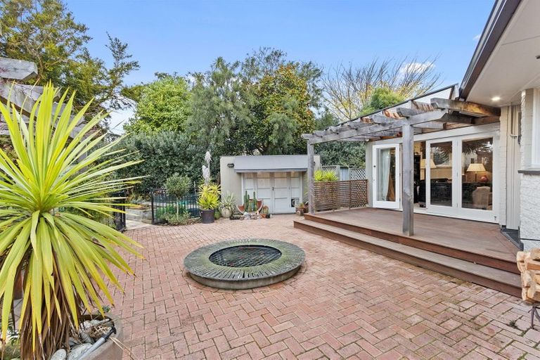 Photo of property in 12 Joyce Crescent, Ilam, Christchurch, 8041