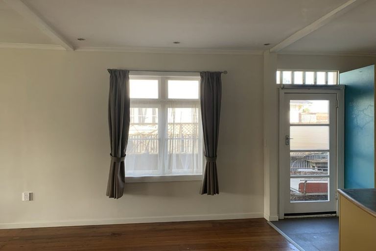 Photo of property in 29 Harris Street, Marton, 4710