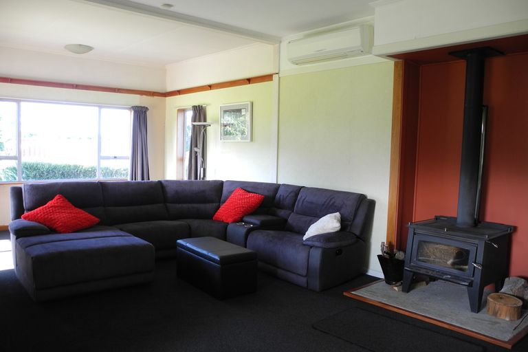 Photo of property in 13 Queens Terrace, Waimate, 7978