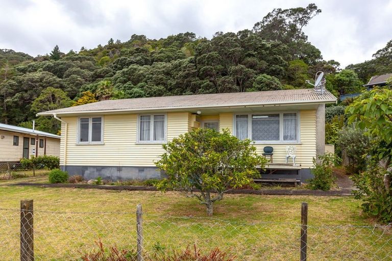 Photo of property in 410 Thames Coast Sh25 Road, Te Puru, Thames, 3575