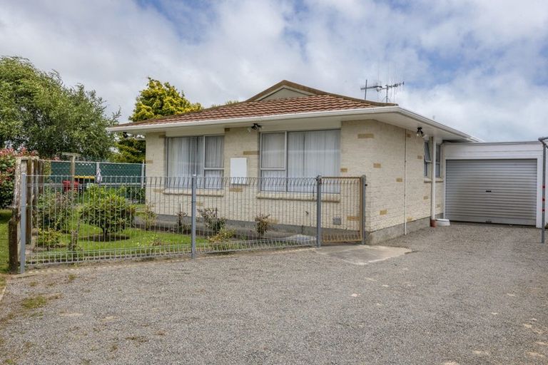 Photo of property in 4 Winiata Place, Otaki, 5512