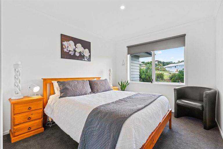 Photo of property in 30 Seascape Crescent, Waipu, 0582