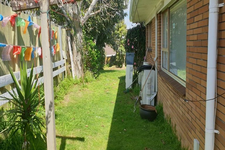 Photo of property in 42a Trentham Road, Papakura, 2110