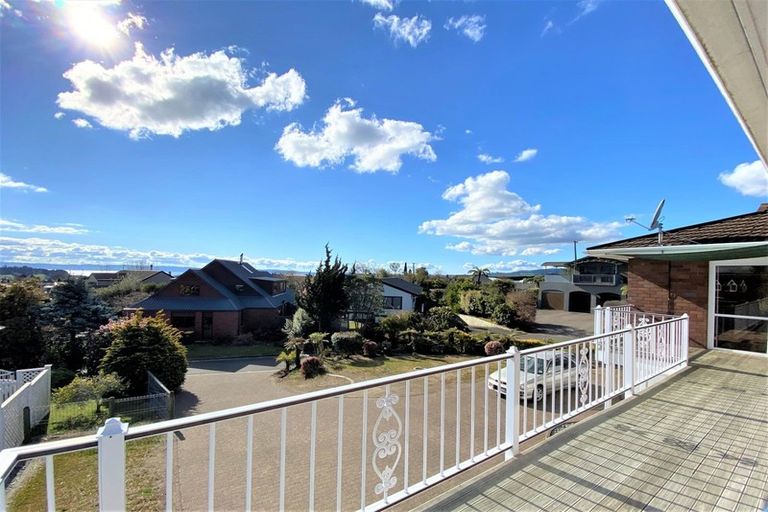 Photo of property in 26 Mark Place, Lynmore, Rotorua, 3010