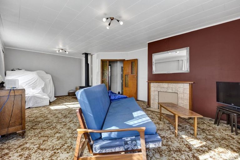 Photo of property in 54 Parsons Street, Frankleigh Park, New Plymouth, 4310