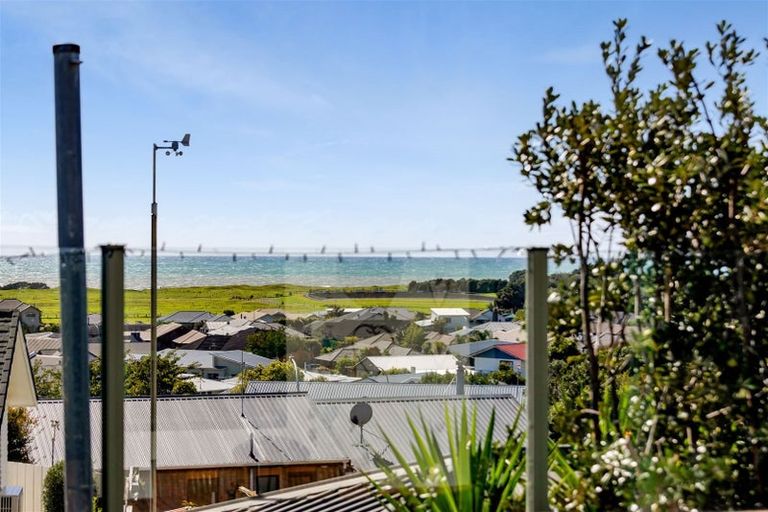 Photo of property in 93 Parklands Avenue, Bell Block, New Plymouth, 4312