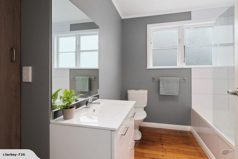 Photo of property in 54 Clinkard Avenue, Glenholme, Rotorua, 3010