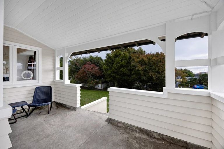 Photo of property in 183 Tukapa Street, Westown, New Plymouth, 4310
