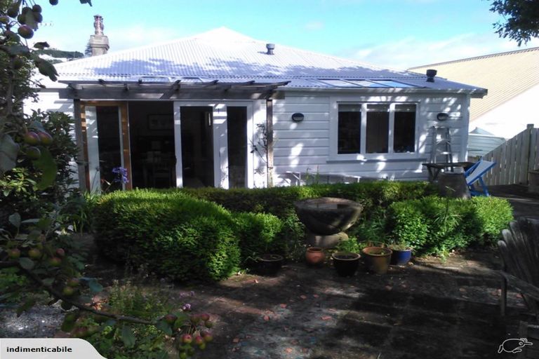 Photo of property in 35 Rimu Road, Kelburn, Wellington, 6012