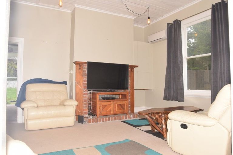 Photo of property in 235 Wallacetown Lorneville Highway, Underwood, Invercargill, 9874