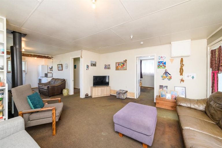 Photo of property in 13 Hunia Street, Marton, 4710