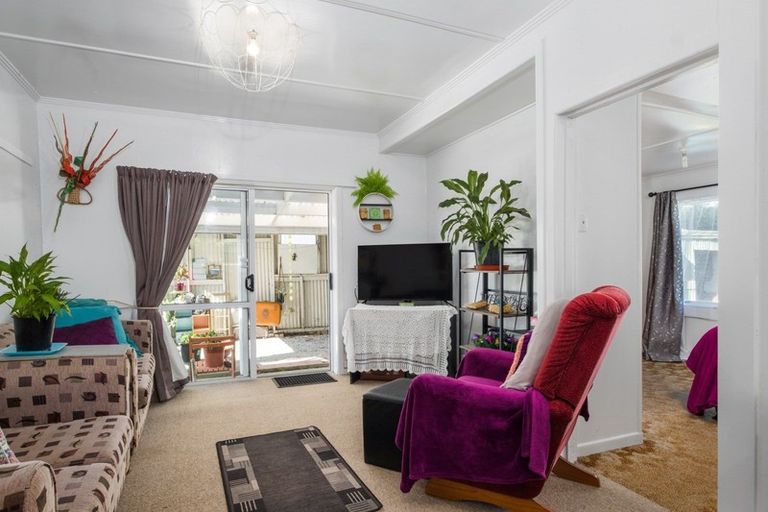 Photo of property in 28 Ormond Road, Whataupoko, Gisborne, 4010