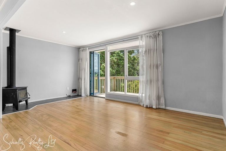 Photo of property in 43 Gorge Road, Maungaturoto, 0520