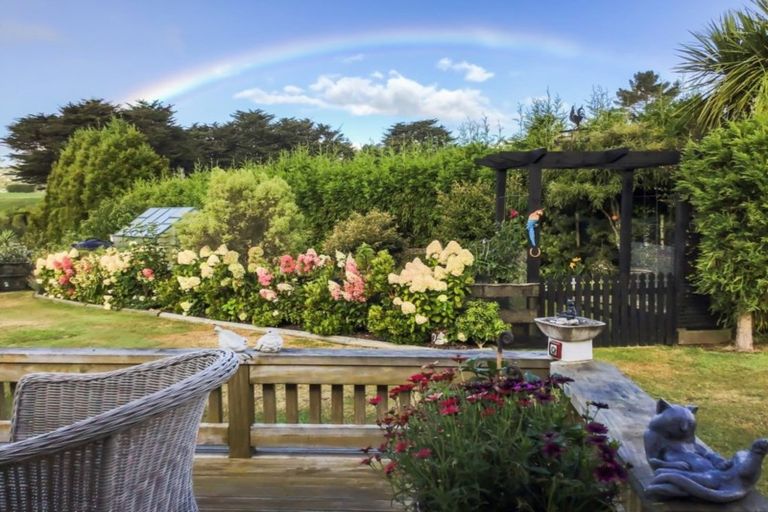 Photo of property in 1347 Carrington Road, Hurworth, New Plymouth, 4371