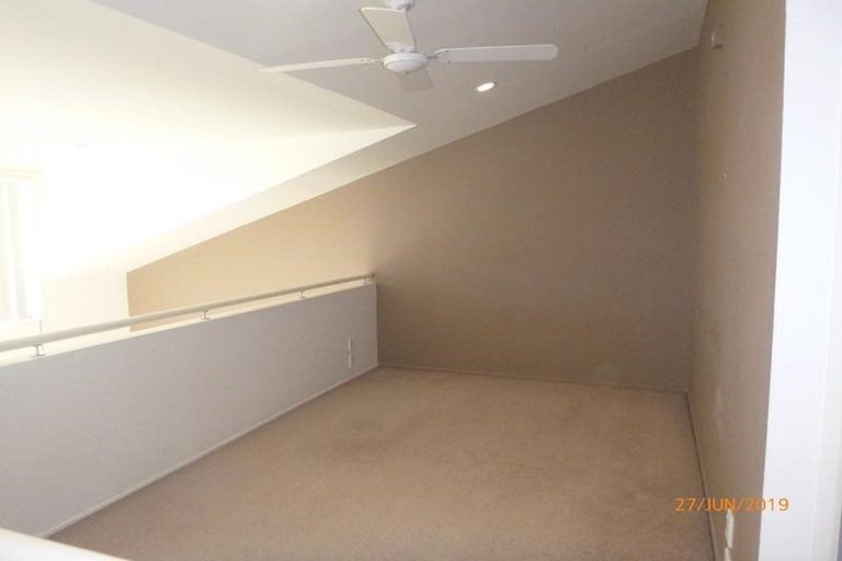 Photo of property in 7f/30 Westward Ho, Glen Eden, Auckland, 0602