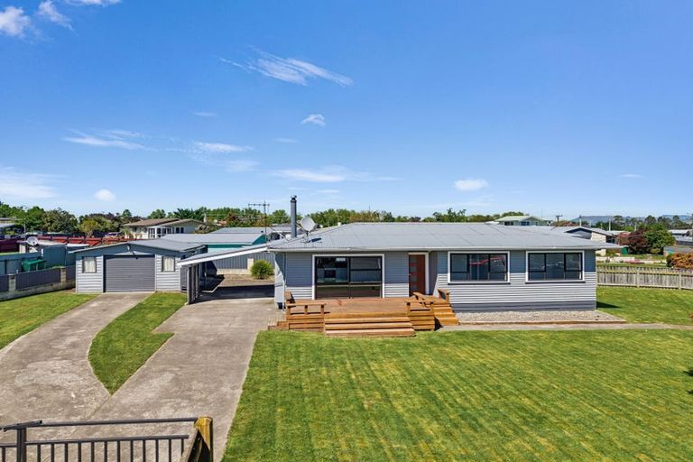 Photo of property in 17 Montgomery Street, Waipukurau, 4200