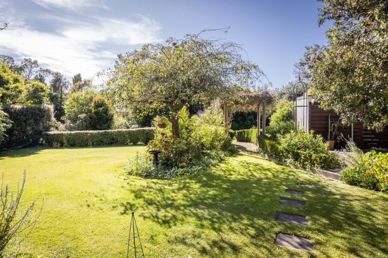 Photo of property in 27 Simla Avenue, Havelock North, 4130