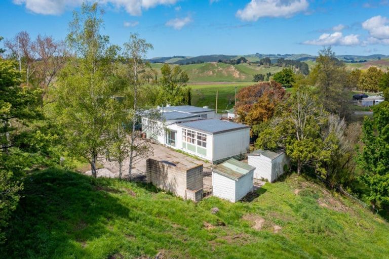 Photo of property in Wallingford School, 27 Bird Road, Wallingford, Waipukurau, 4284