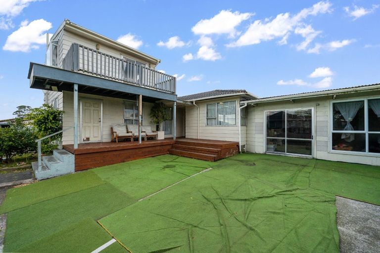 Photo of property in 23 Neems Place, Manurewa, Auckland, 2102