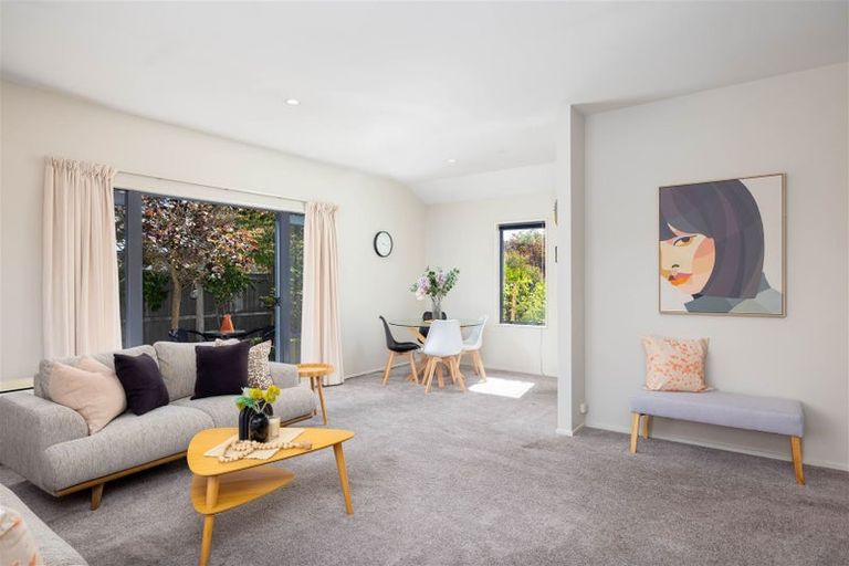 Photo of property in 7 Stroud Lane, Papanui, Christchurch, 8053