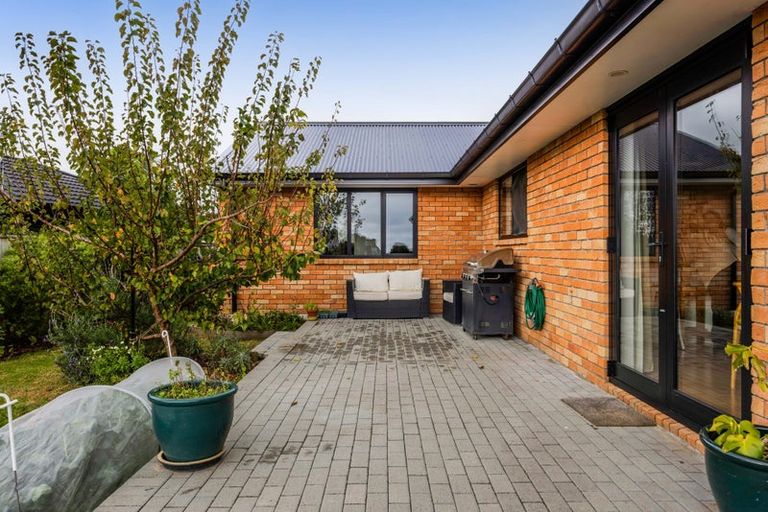 Photo of property in 13 Carthew Street, Okato, 4335