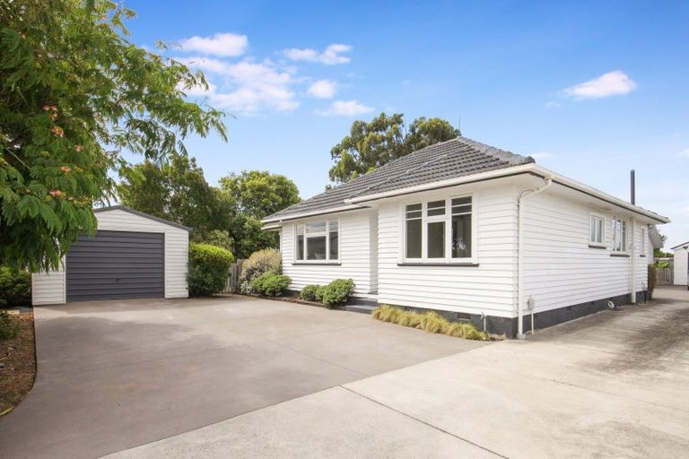 Photo of property in 37 Garvins Road, Hornby, Christchurch, 8042