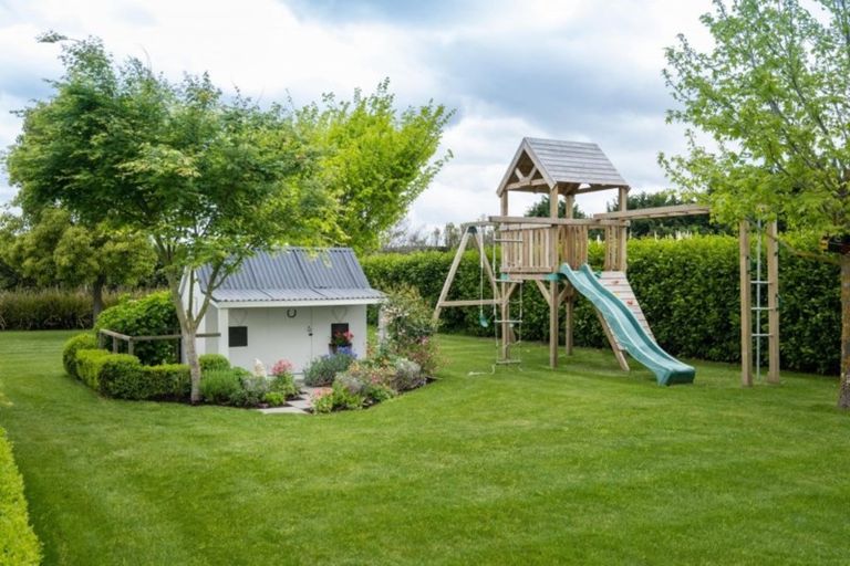 Photo of property in 340 Lawn Road, Clive, Hastings, 4180