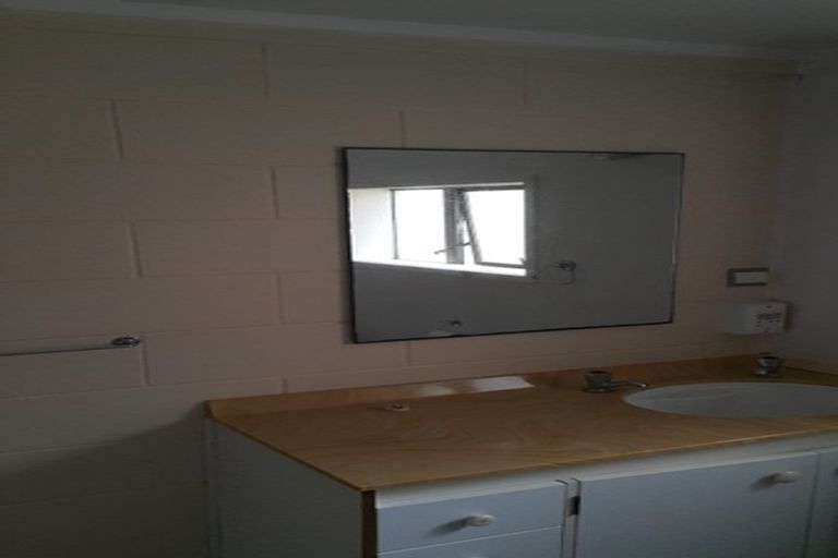 Photo of property in 14 Tatyana Place, Massey, Auckland, 0614