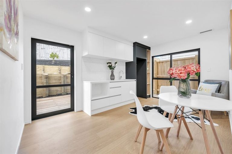 Photo of property in 3 Rakiraki Place, Flat Bush, Auckland, 2019