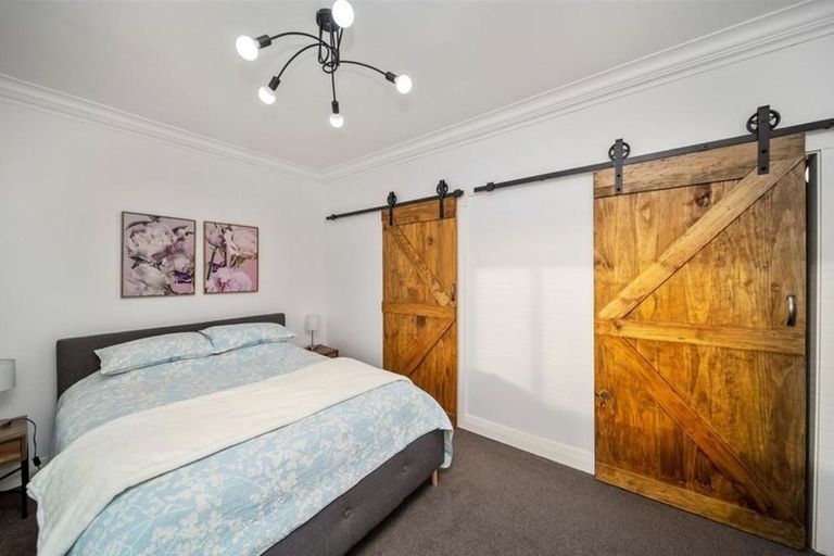 Photo of property in 18 Albion Street, Hawera, 4610