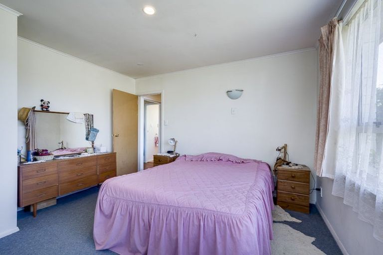 Photo of property in 28 Fleming Crescent, Maraenui, Napier, 4110