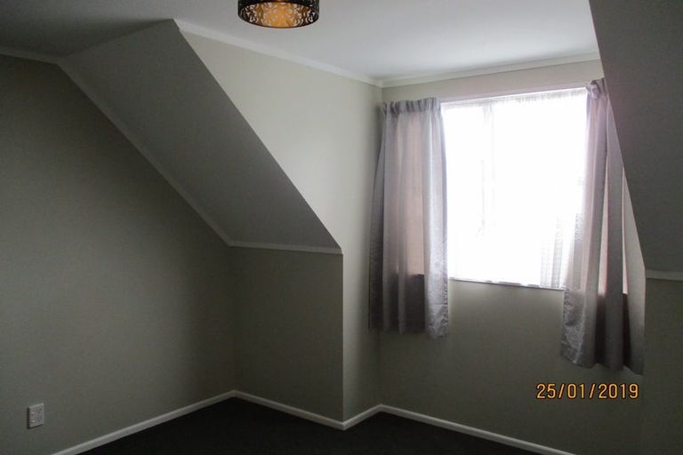 Photo of property in 2/76 Trafalgar Street, Waterloo, Lower Hutt, 5011