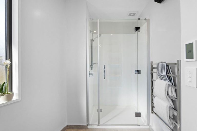 Photo of property in 4 Dave Jamieson Lane, Hillmorton, Christchurch, 8024