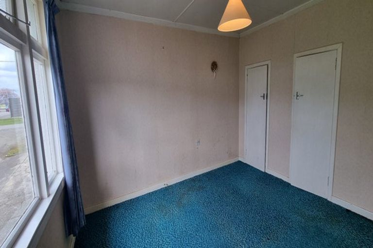 Photo of property in 22 Murchie Street, Thornbury, Riverton, 9883