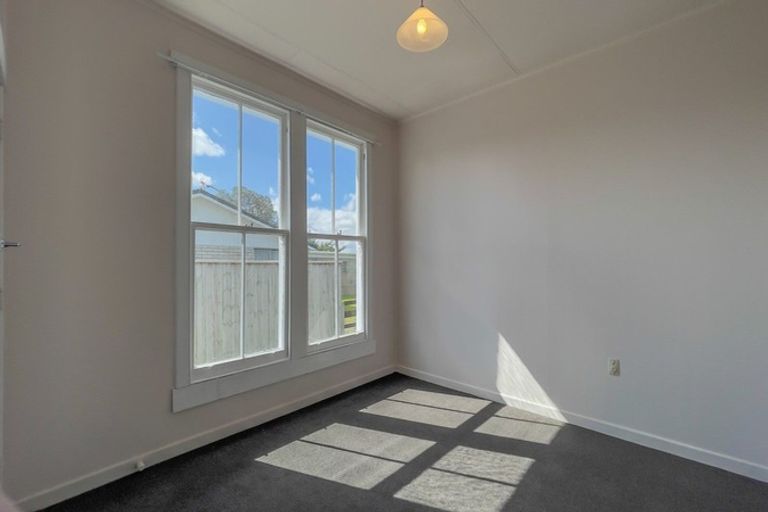 Photo of property in 10 Orchard East Road, Ngatea, 3503