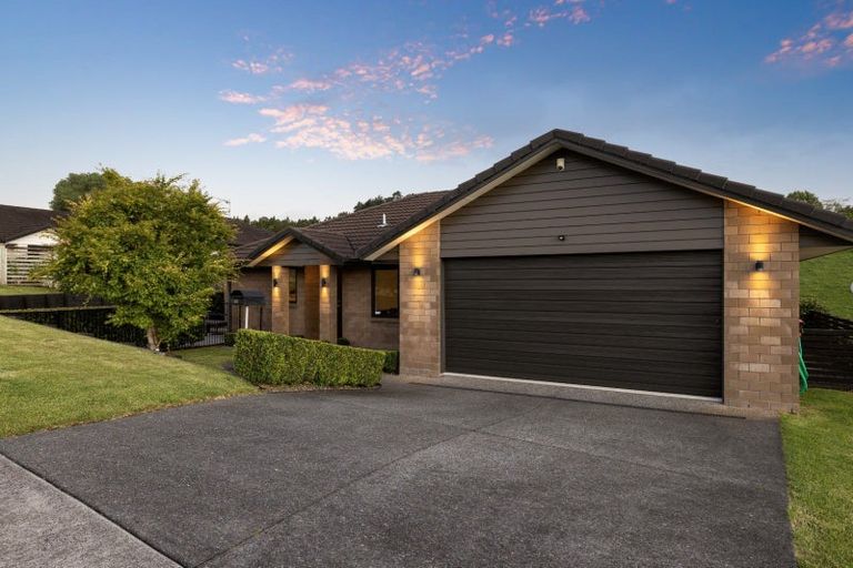 Photo of property in 92 Falcon Drive, Welcome Bay, Tauranga, 3112