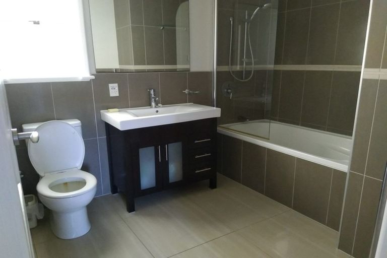 Photo of property in 21 Buchanan Road, Kingseat, Papakura, 2580