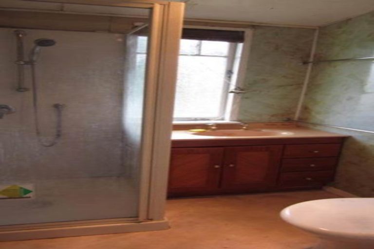 Photo of property in 102 Rangituhi Crescent, Takapuwahia, Porirua, 5022