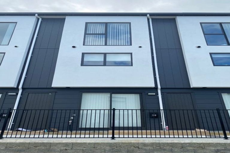 Photo of property in 38 Tukari Lane, Mangere Bridge, Auckland, 2022