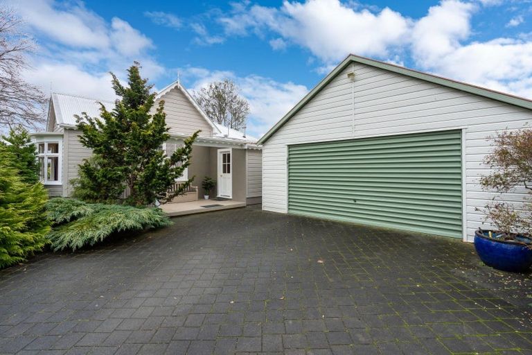 Photo of property in 6 Domain Road, Dunback, Palmerston, 9483