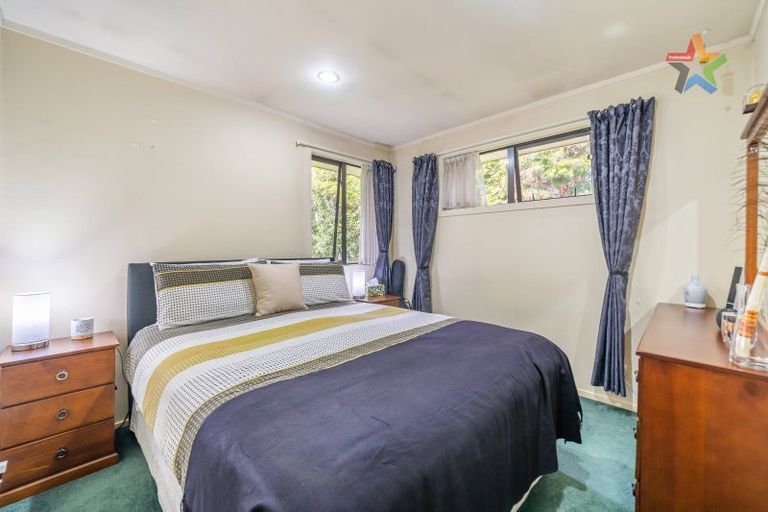 Photo of property in 51 Stokes Valley Road, Stokes Valley, Lower Hutt, 5019