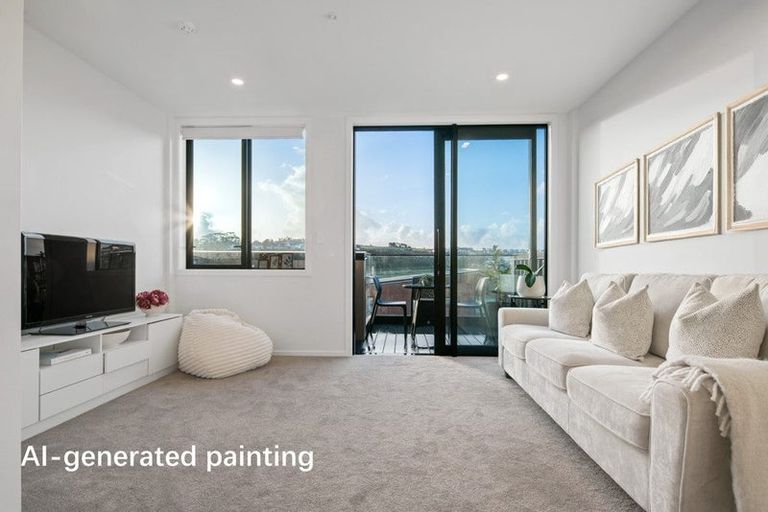 Photo of property in 10/19 Windlass Street, Long Bay, Auckland, 0630